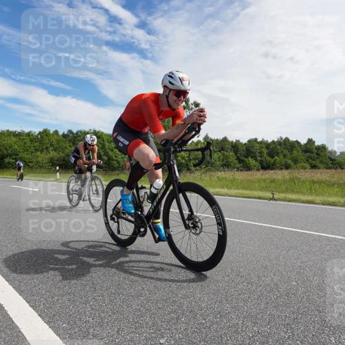 21.06.2026 - Viking Triathlon Michael Burmester http://msf.ph/oto/9866232 21.06.2026 11:24:45 Radfahren 55, 64, 68, 117, 182, 199, 255, 267, 386, 397, 413, 490, 502, 545, 612, 634 meine-sportfotos.de