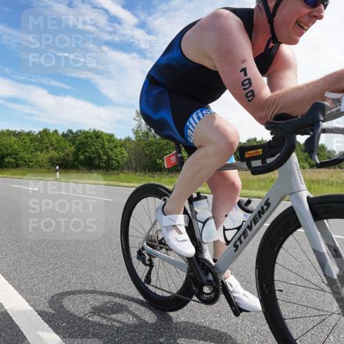 21.06.2026 - Viking Triathlon Michael Burmester http://msf.ph/oto/9866241 21.06.2026 11:24:46 Radfahren 55, 64, 68, 117, 182, 199, 255, 267, 386, 397, 413, 490, 502, 545, 612, 634 meine-sportfotos.de