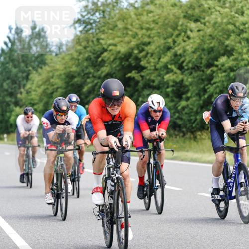 21.06.2026 - Viking Triathlon Michael Burmester http://msf.ph/oto/9866257 21.06.2026 12:05:31 Radfahren 16, 41, 53, 56, 86, 94, 132, 136, 165, 189, 198, 219, 239, 256, 289, 304, 364, 382, 407, 429, 442, 456, 474, 546, 571, 634, 668 meine-sportfotos.de