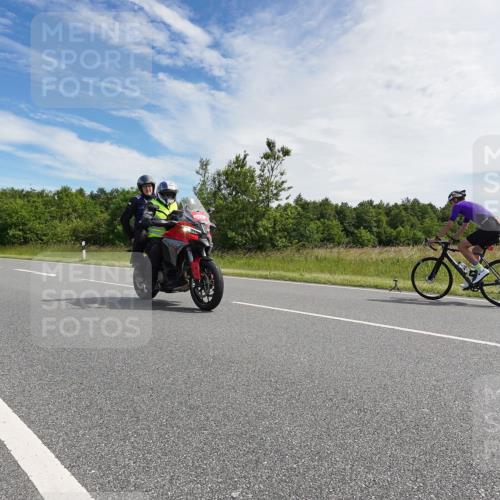 21.06.2026 - Viking Triathlon Michael Burmester http://msf.ph/oto/9866281 21.06.2026 11:25:23 Radfahren 20, 81, 81, 83, 84, 106, 113, 132, 160, 160, 224, 491, 502, 504 meine-sportfotos.de