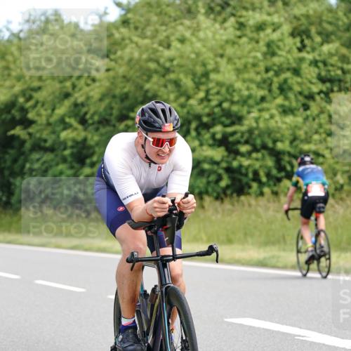 21.06.2026 - Viking Triathlon Michael Burmester http://msf.ph/oto/9866283 21.06.2026 12:05:33 Radfahren 16, 41, 53, 56, 86, 94, 132, 136, 165, 189, 198, 219, 239, 256, 289, 304, 364, 382, 407, 429, 442, 456, 546, 571, 634, 668, 670 meine-sportfotos.de