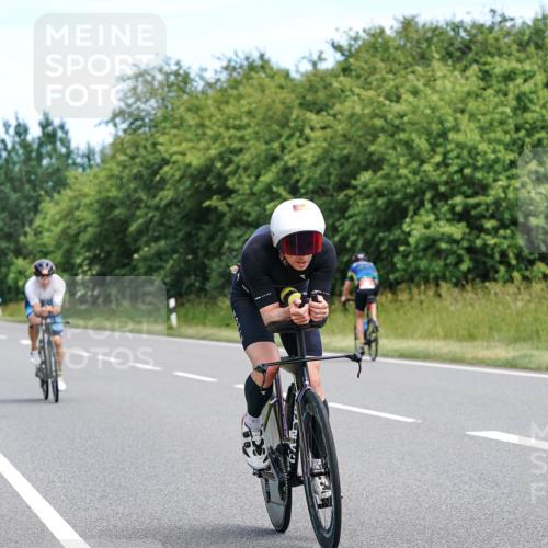 21.06.2026 - Viking Triathlon Michael Burmester http://msf.ph/oto/9866293 21.06.2026 12:05:34 Radfahren 16, 41, 53, 56, 86, 94, 132, 136, 165, 189, 198, 219, 239, 256, 282, 289, 304, 364, 382, 407, 429, 442, 456, 546, 571, 634, 668, 670 meine-sportfotos.de