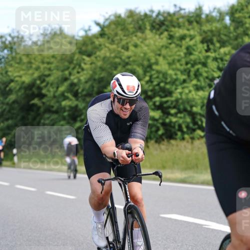21.06.2026 - Viking Triathlon Michael Burmester http://msf.ph/oto/9866341 21.06.2026 12:05:38 Radfahren 16, 41, 53, 56, 58, 86, 94, 132, 136, 165, 198, 219, 256, 282, 289, 304, 364, 382, 407, 429, 442, 456, 546, 634, 668, 670 meine-sportfotos.de
