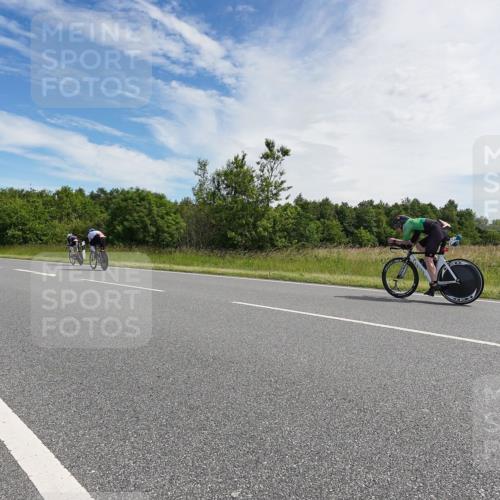 21.06.2026 - Viking Triathlon Michael Burmester http://msf.ph/oto/9866357 21.06.2026 11:26:16 Radfahren 52, 58, 86, 133, 133, 165, 190, 280, 316, 429, 442, 527, 546 meine-sportfotos.de