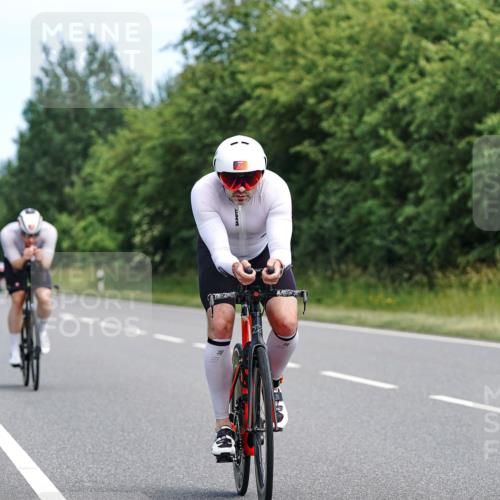 21.06.2026 - Viking Triathlon Michael Burmester http://msf.ph/oto/9866360 21.06.2026 12:05:47 Radfahren 16, 56, 58, 165, 256, 282, 289, 382, 546, 625, 670 meine-sportfotos.de