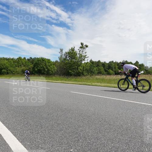 21.06.2026 - Viking Triathlon Michael Burmester http://msf.ph/oto/9866366 21.06.2026 11:26:20 Radfahren 52, 58, 77, 99, 133, 141, 165, 190, 316, 429, 442, 546, 560 meine-sportfotos.de