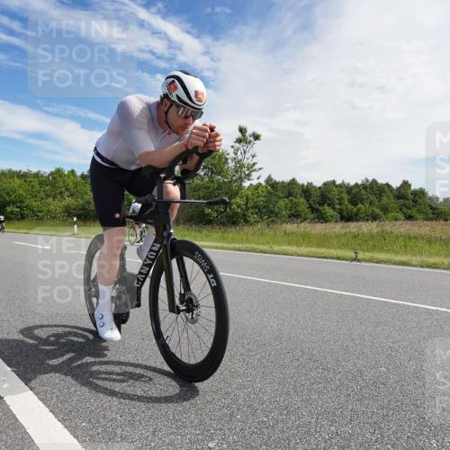 21.06.2026 - Viking Triathlon Michael Burmester http://msf.ph/oto/9866370 21.06.2026 11:26:26 Radfahren 77, 99, 133, 141, 429, 442, 462, 546, 560 meine-sportfotos.de