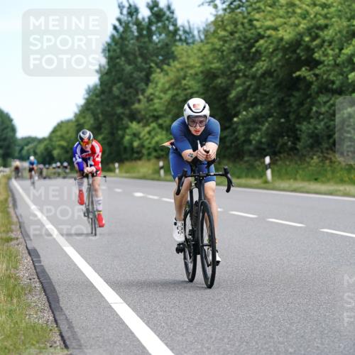 21.06.2026 - Viking Triathlon Michael Burmester http://msf.ph/oto/9866371 21.06.2026 12:05:58 Radfahren 26, 38, 58, 282, 289, 532, 625, 670 meine-sportfotos.de