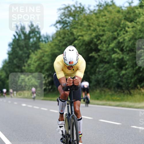 21.06.2026 - Viking Triathlon Michael Burmester http://msf.ph/oto/9866389 21.06.2026 12:06:19 Radfahren 38, 218, 455 meine-sportfotos.de