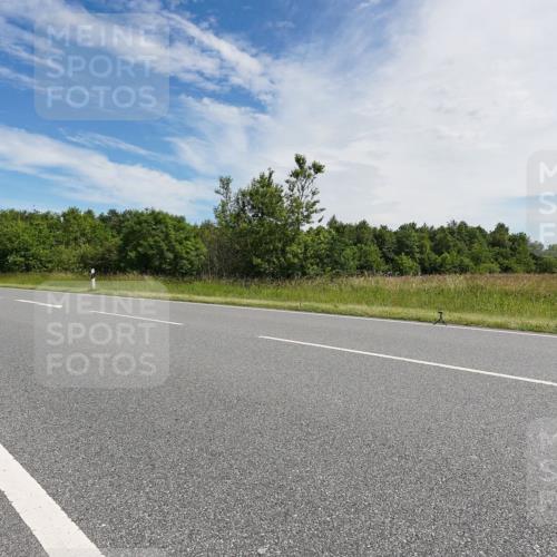 21.06.2026 - Viking Triathlon Michael Burmester http://msf.ph/oto/9866411 21.06.2026 11:27:06 Radfahren 41, 44, 63, 65, 74, 74, 94, 103, 111, 154, 162, 163, 166, 211, 227, 266, 270, 275, 344, 348, 411, 460, 484, 522, 569, 608, 651, 668 meine-sportfotos.de
