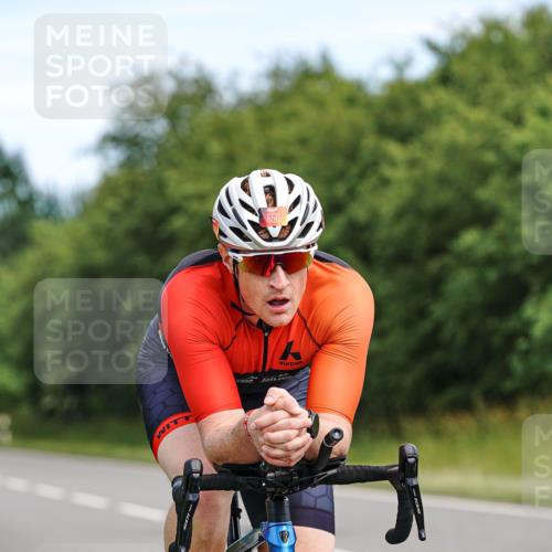 21.06.2026 - Viking Triathlon Michael Burmester http://msf.ph/oto/9866414 21.06.2026 12:06:46 Radfahren 55, 237, 365, 495, 529, 541, 556 meine-sportfotos.de