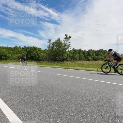 21.06.2026 - Viking Triathlon Michael Burmester http://msf.ph/oto/9866418 21.06.2026 11:27:13 Radfahren 41, 44, 63, 65, 74, 87, 94, 111, 154, 162, 163, 166, 227, 266, 275, 344, 411, 460, 484, 522, 569, 651, 665, 668 meine-sportfotos.de
