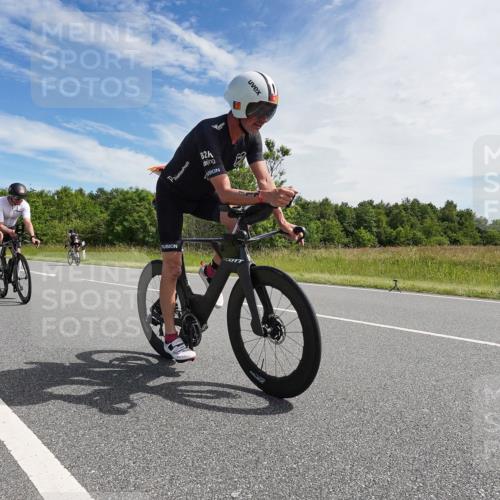 21.06.2026 - Viking Triathlon Michael Burmester http://msf.ph/oto/9866426 21.06.2026 11:27:15 Radfahren 41, 44, 63, 74, 87, 94, 111, 154, 162, 163, 166, 227, 266, 275, 411, 484, 522, 649, 651, 665, 668 meine-sportfotos.de