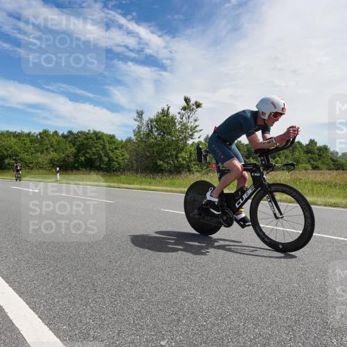 21.06.2026 - Viking Triathlon Michael Burmester http://msf.ph/oto/9866430 21.06.2026 11:27:16 Radfahren 41, 44, 63, 74, 87, 94, 111, 154, 162, 163, 166, 227, 266, 275, 411, 484, 522, 649, 651, 665, 668 meine-sportfotos.de