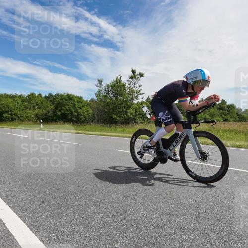 21.06.2026 - Viking Triathlon Michael Burmester http://msf.ph/oto/9866435 21.06.2026 11:27:17 Radfahren 41, 44, 63, 74, 87, 94, 111, 154, 162, 163, 166, 227, 266, 275, 411, 484, 522, 649, 651, 665, 668 meine-sportfotos.de