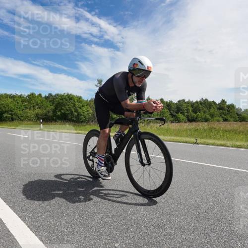 21.06.2026 - Viking Triathlon Michael Burmester http://msf.ph/oto/9866441 21.06.2026 11:27:21 Radfahren 44, 63, 74, 87, 111, 154, 162, 163, 166, 227, 266, 275, 411, 484, 522, 567, 649, 651, 665 meine-sportfotos.de