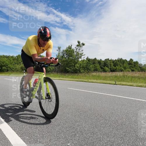 21.06.2026 - Viking Triathlon Michael Burmester http://msf.ph/oto/9866472 21.06.2026 11:27:53 Radfahren 38, 72, 122, 186, 315, 357, 357, 417, 422, 438, 450, 513, 670 meine-sportfotos.de