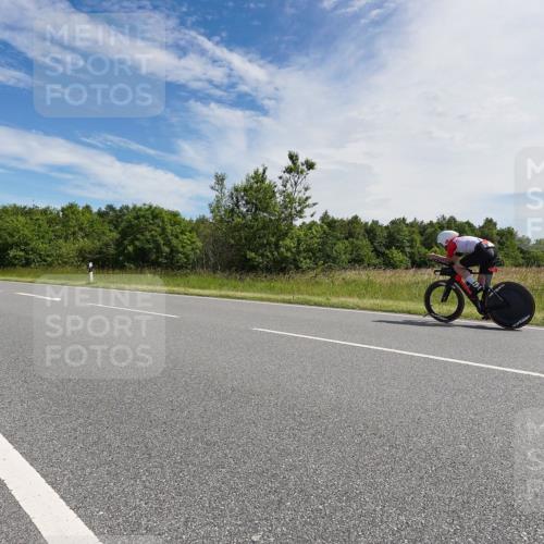 21.06.2026 - Viking Triathlon Michael Burmester http://msf.ph/oto/9866482 21.06.2026 11:28:00 Radfahren 38, 72, 95, 122, 186, 315, 355, 357, 422, 438, 439, 450, 670 meine-sportfotos.de