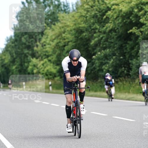 21.06.2026 - Viking Triathlon Michael Burmester http://msf.ph/oto/9866483 21.06.2026 12:07:57 Radfahren 24, 259, 269, 335, 422, 545, 621, 622, 622 meine-sportfotos.de