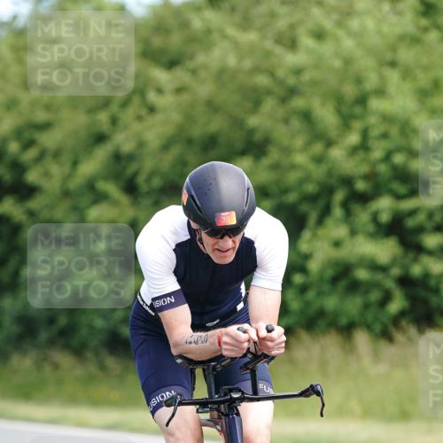 21.06.2026 - Viking Triathlon Michael Burmester http://msf.ph/oto/9866487 21.06.2026 12:07:59 Radfahren 24, 259, 269, 305, 335, 410, 422, 545, 622, 622 meine-sportfotos.de