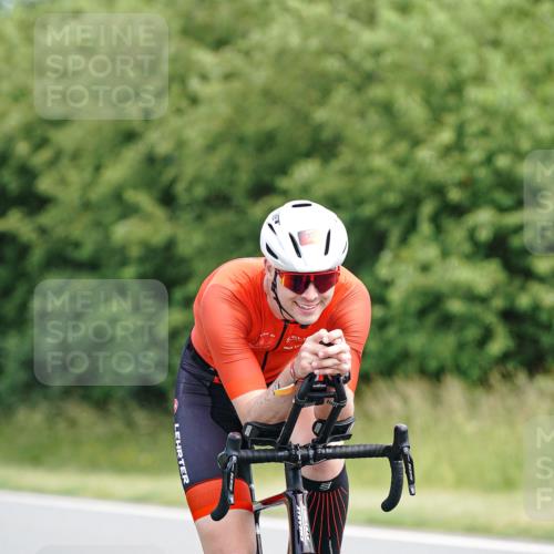 21.06.2026 - Viking Triathlon Michael Burmester http://msf.ph/oto/9866489 21.06.2026 12:08:02 Radfahren 24, 259, 269, 305, 335, 410, 411, 490, 545, 622, 622 meine-sportfotos.de