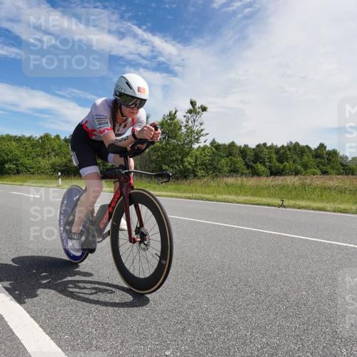 21.06.2026 - Viking Triathlon Michael Burmester http://msf.ph/oto/9866494 21.06.2026 11:28:12 Radfahren 38, 72, 95, 241, 259, 355, 422, 439, 655 meine-sportfotos.de