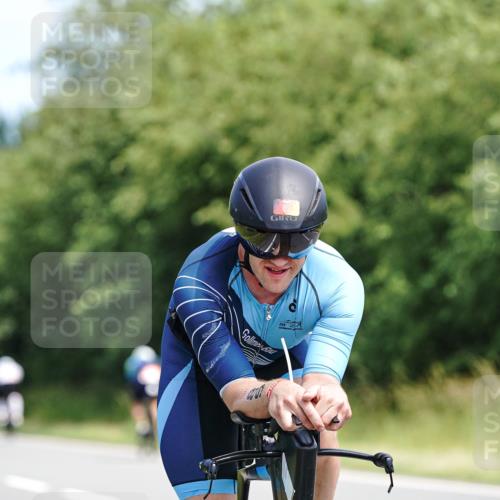 21.06.2026 - Viking Triathlon Michael Burmester http://msf.ph/oto/9866519 21.06.2026 12:08:45 Radfahren 63, 68, 72, 89, 123, 123, 162, 181, 224, 266, 295, 359, 370, 370, 409, 409, 427, 427 meine-sportfotos.de