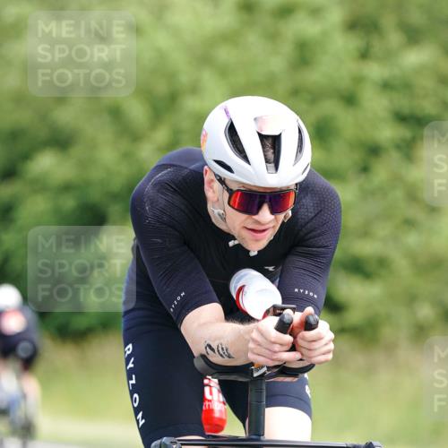 21.06.2026 - Viking Triathlon Michael Burmester http://msf.ph/oto/9866535 21.06.2026 12:08:58 Radfahren 63, 72, 84, 104, 109, 115, 123, 145, 162, 180, 181, 181, 224, 359, 370, 409, 427, 500, 626 meine-sportfotos.de