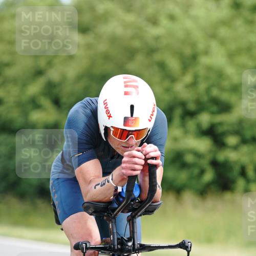 21.06.2026 - Viking Triathlon Michael Burmester http://msf.ph/oto/9866543 21.06.2026 12:09:00 Radfahren 9, 63, 72, 84, 104, 109, 115, 123, 145, 162, 180, 181, 181, 224, 359, 370, 409, 427, 446, 500, 612, 626 meine-sportfotos.de
