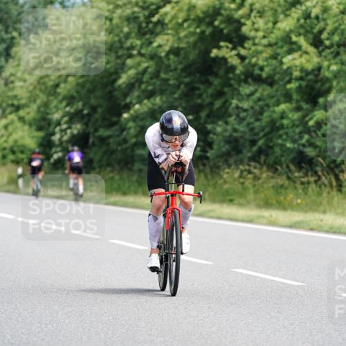 21.06.2026 - Viking Triathlon Michael Burmester http://msf.ph/oto/9866562 21.06.2026 12:09:21 Radfahren 9, 20, 20, 27, 104, 109, 115, 145, 180, 181, 383, 386, 416, 416, 446, 500, 612, 626 meine-sportfotos.de