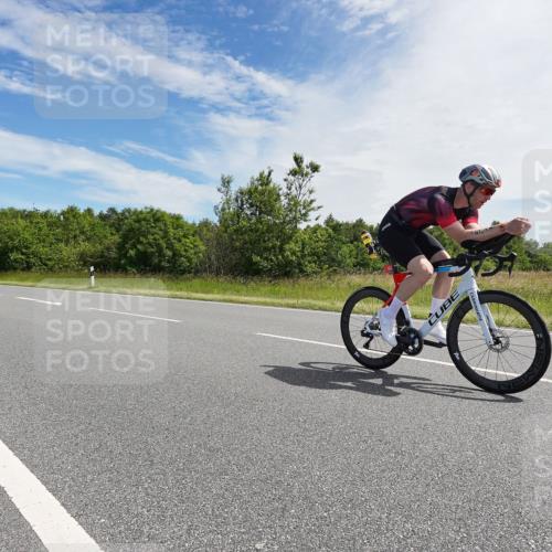 21.06.2026 - Viking Triathlon Michael Burmester http://msf.ph/oto/9866568 21.06.2026 11:29:21 Radfahren 253, 286, 359, 375, 459, 552, 616, 619, 631, 631, 660 meine-sportfotos.de