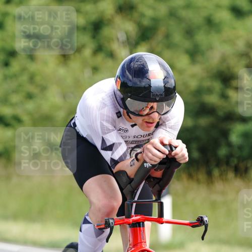 21.06.2026 - Viking Triathlon Michael Burmester http://msf.ph/oto/9866569 21.06.2026 12:09:22 Radfahren 9, 20, 20, 27, 104, 109, 115, 145, 180, 181, 383, 386, 416, 416, 446, 612, 626 meine-sportfotos.de