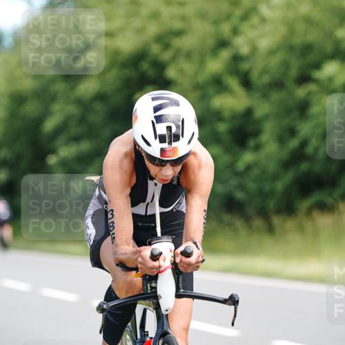 21.06.2026 - Viking Triathlon Michael Burmester http://msf.ph/oto/9866577 21.06.2026 12:09:33 Radfahren 20, 20, 27, 64, 185, 378, 386, 416, 416, 438 meine-sportfotos.de