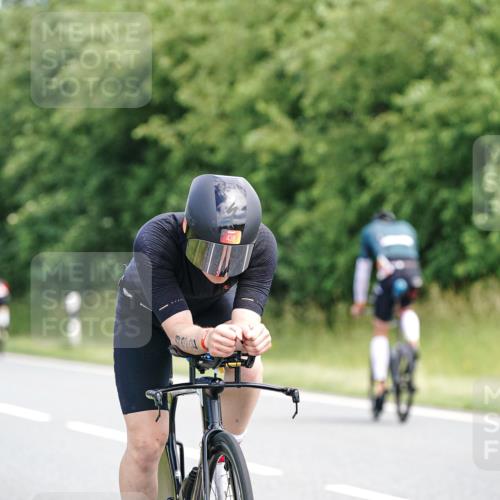 21.06.2026 - Viking Triathlon Michael Burmester http://msf.ph/oto/9866585 21.06.2026 12:09:49 Radfahren 64, 185, 185, 378, 378, 438, 460, 484, 522 meine-sportfotos.de