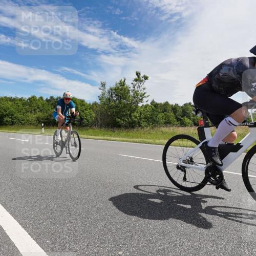 21.06.2026 - Viking Triathlon Michael Burmester http://msf.ph/oto/9866606 21.06.2026 11:30:07 Radfahren 27, 34, 45, 125, 127, 167, 188, 300, 327, 333, 340, 601, 610, 615, 646, 647, 656, 663 meine-sportfotos.de