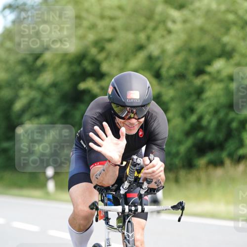 21.06.2026 - Viking Triathlon Michael Burmester http://msf.ph/oto/9866610 21.06.2026 12:10:02 Radfahren 185, 298, 378, 460, 471, 484, 522 meine-sportfotos.de
