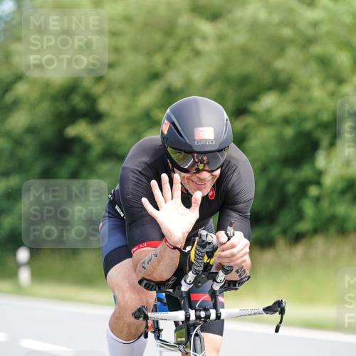 21.06.2026 - Viking Triathlon Michael Burmester http://msf.ph/oto/9866612 21.06.2026 12:10:02 Radfahren 185, 298, 378, 460, 471, 484, 522 meine-sportfotos.de