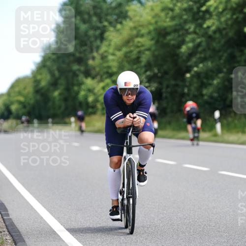 21.06.2026 - Viking Triathlon Michael Burmester http://msf.ph/oto/9866621 21.06.2026 12:11:23 Radfahren 76, 77, 87, 111, 114, 141, 154, 186, 272, 291, 355, 356, 413, 433, 464, 552, 567, 579, 627, 655 meine-sportfotos.de