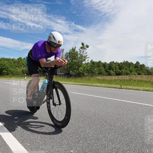 21.06.2026 - Viking Triathlon Michael Burmester http://msf.ph/oto/9866659 21.06.2026 11:31:14 Radfahren 62, 489, 492, 493 meine-sportfotos.de