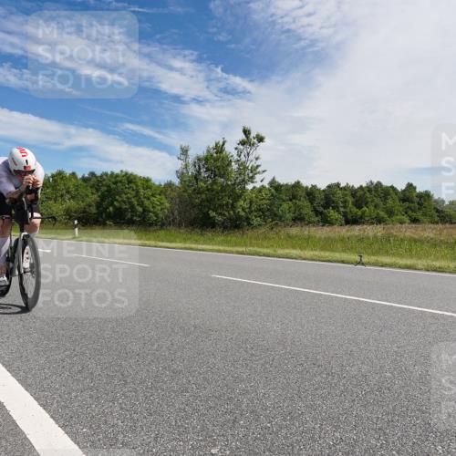 21.06.2026 - Viking Triathlon Michael Burmester http://msf.ph/oto/9866663 21.06.2026 11:31:18 Radfahren 62, 489, 492, 493 meine-sportfotos.de