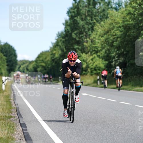 21.06.2026 - Viking Triathlon Michael Burmester http://msf.ph/oto/9866672 21.06.2026 12:12:12 Radfahren 174, 241, 302, 315, 385, 434, 462, 502, 502 meine-sportfotos.de