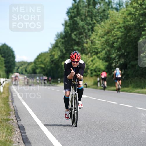 21.06.2026 - Viking Triathlon Michael Burmester http://msf.ph/oto/9866675 21.06.2026 12:12:12 Radfahren 174, 241, 302, 315, 385, 434, 462, 502, 502 meine-sportfotos.de