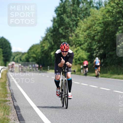 21.06.2026 - Viking Triathlon Michael Burmester http://msf.ph/oto/9866676 21.06.2026 12:12:13 Radfahren 28, 34, 150, 174, 241, 302, 315, 340, 385, 434, 462, 502, 502 meine-sportfotos.de