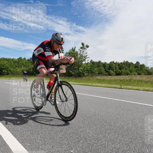 21.06.2026 - Viking Triathlon Michael Burmester http://msf.ph/oto/9866677 21.06.2026 11:31:35 Radfahren 14, 62, 80, 93, 109, 145, 180, 195, 202, 302, 325, 379, 383, 446, 454, 461, 482, 500, 528, 614 meine-sportfotos.de