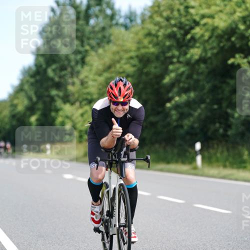 21.06.2026 - Viking Triathlon Michael Burmester http://msf.ph/oto/9866680 21.06.2026 12:12:13 Radfahren 28, 34, 150, 174, 241, 302, 315, 340, 385, 434, 462, 502, 502 meine-sportfotos.de