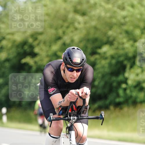 21.06.2026 - Viking Triathlon Michael Burmester http://msf.ph/oto/9866697 21.06.2026 12:12:28 Radfahren 28, 34, 45, 49, 125, 150, 168, 188, 303, 315, 327, 340, 360, 485, 491, 502, 513, 553, 566, 578, 601, 663 meine-sportfotos.de