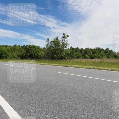 21.06.2026 - Viking Triathlon Michael Burmester http://msf.ph/oto/9866728 21.06.2026 11:32:40 Radfahren 33, 114, 151, 248, 392, 398, 400, 415, 447, 550, 627, 627, 636, 637, 641, 666 meine-sportfotos.de