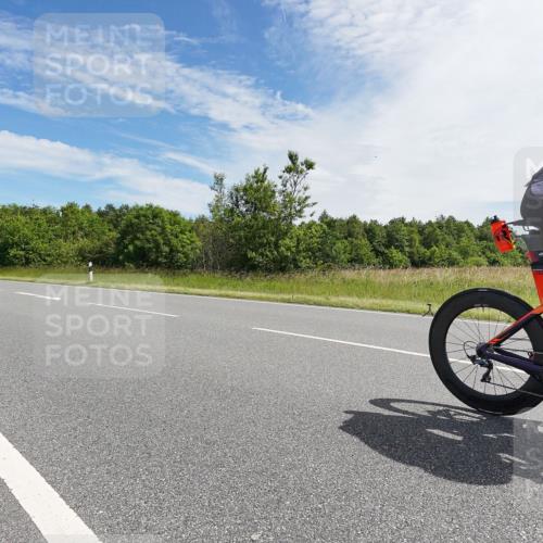 21.06.2026 - Viking Triathlon Michael Burmester http://msf.ph/oto/9866731 21.06.2026 11:32:46 Radfahren 33, 71, 114, 151, 233, 248, 392, 398, 414, 415, 447, 550, 627, 627, 636, 637, 641, 666 meine-sportfotos.de