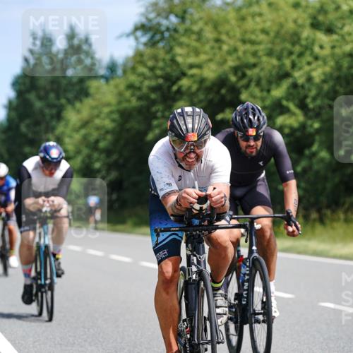 21.06.2026 - Viking Triathlon Michael Burmester http://msf.ph/oto/9866742 21.06.2026 12:12:41 Radfahren 28, 34, 45, 49, 125, 150, 168, 188, 301, 303, 327, 340, 360, 473, 485, 491, 513, 553, 566, 578, 601, 663 meine-sportfotos.de
