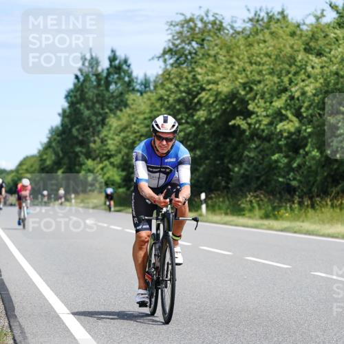 21.06.2026 - Viking Triathlon Michael Burmester http://msf.ph/oto/9866749 21.06.2026 12:12:43 Radfahren 45, 49, 125, 168, 188, 301, 303, 473, 485, 491, 513, 553, 566, 578, 601 meine-sportfotos.de